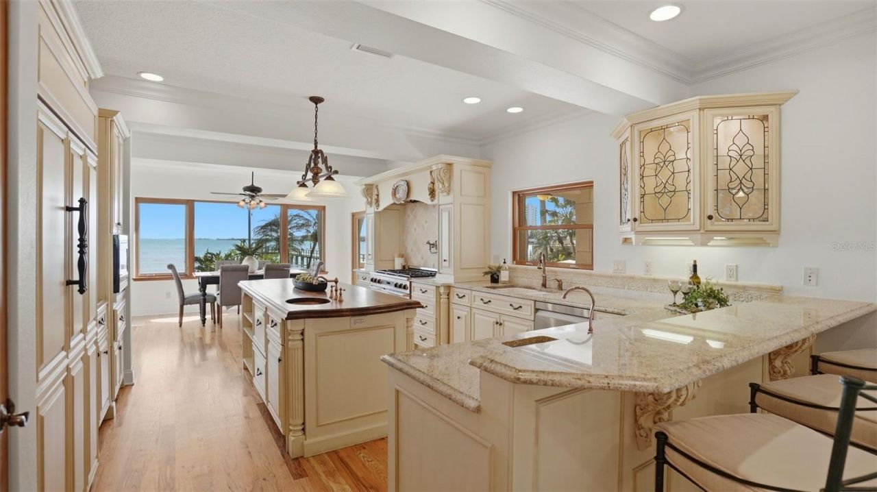 6755 30th Street S, Saint Petersburg, FL 33712 Photo