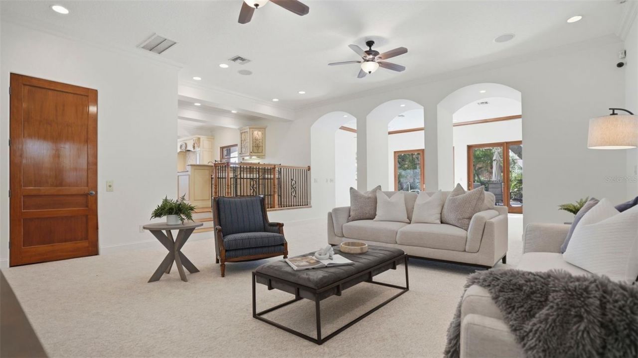 6755 30th Street S, Saint Petersburg, FL 33712 Photo