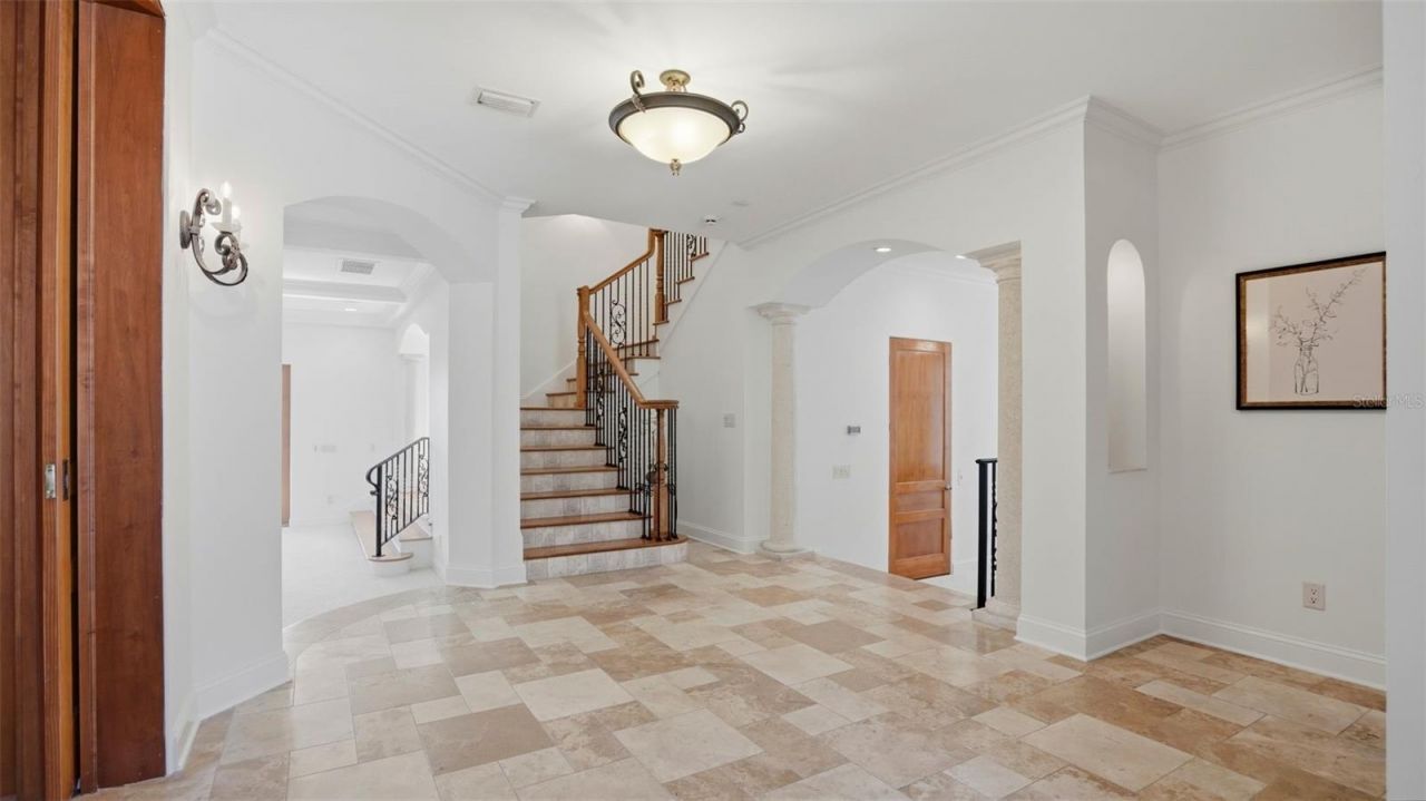 6755 30th Street S, Saint Petersburg, FL 33712 Photo