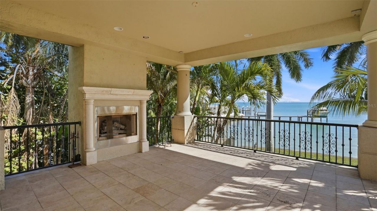 6755 30th Street S, Saint Petersburg, FL 33712 Photo