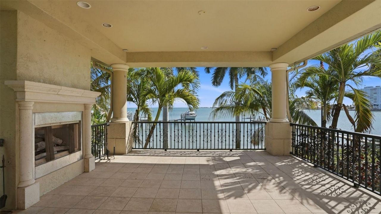 6755 30th Street S, Saint Petersburg, FL 33712 Photo