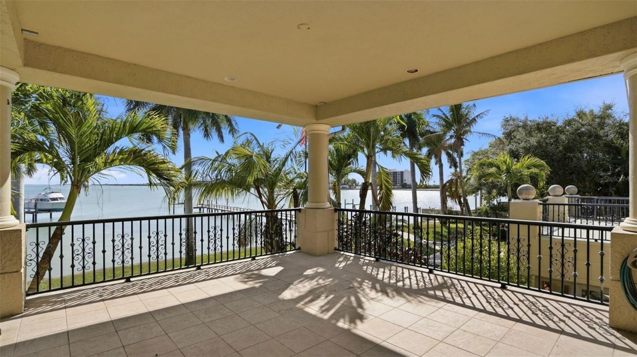 6755 30th Street S, Saint Petersburg, FL 33712 Photo