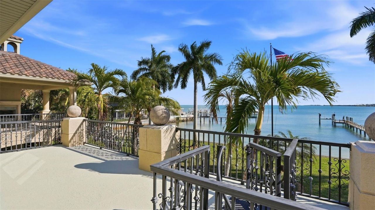 6755 30th Street S, Saint Petersburg, FL 33712 Photo