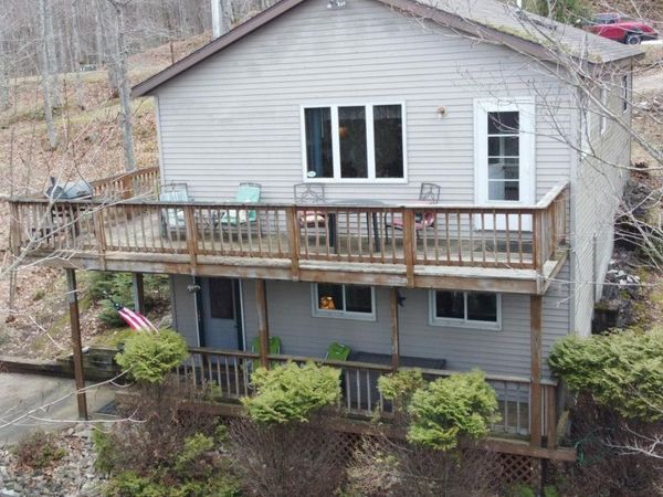 W16468 S HILBERT DRIVE, Armstrong Creek, WI 54103