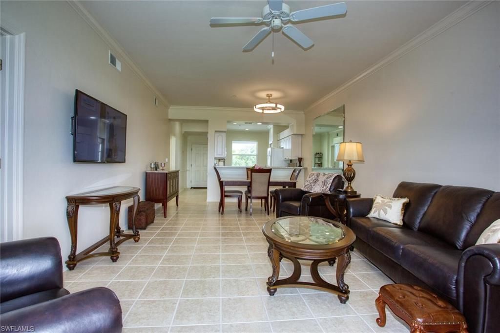 10453 Washingtonia Palm Way, Unit 3343, Fort Myers, FL 33966 Photo