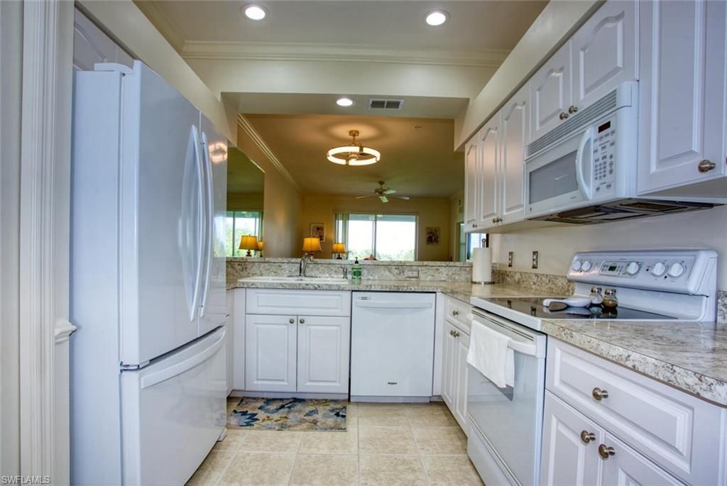 10453 Washingtonia Palm Way, Unit 3343, Fort Myers, FL 33966 Photo