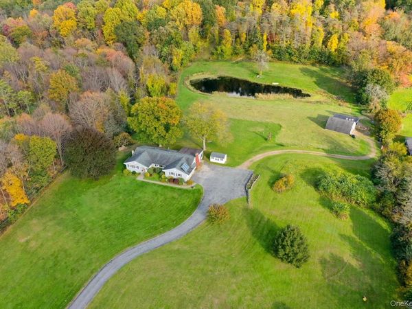 394 Smith Road , Hyde Park, NY 12538