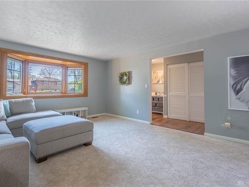 5385 Royalwood Drive, Centerville, OH 45429 Photo 2