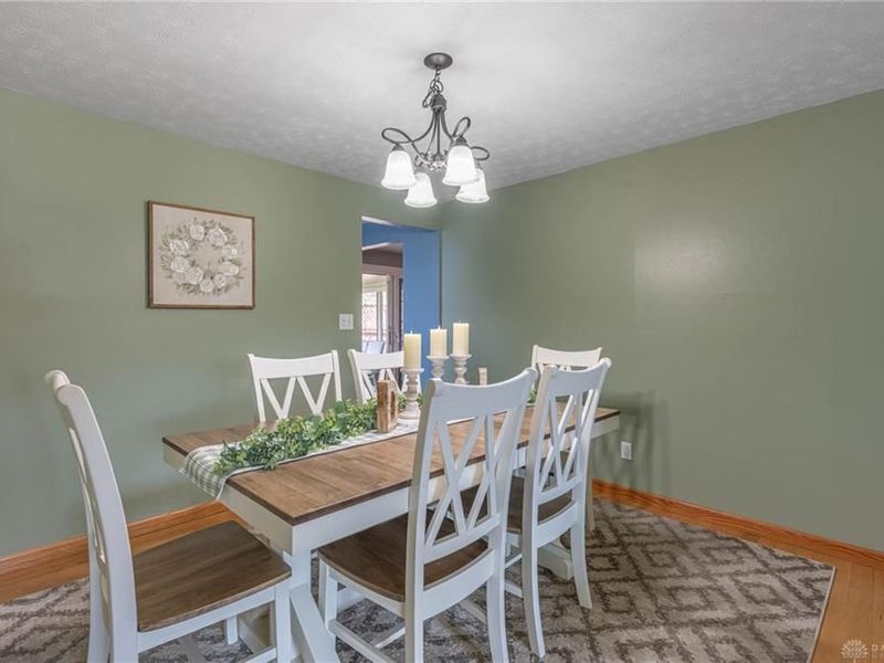 5385 Royalwood Drive, Centerville, OH 45429 Photo 5