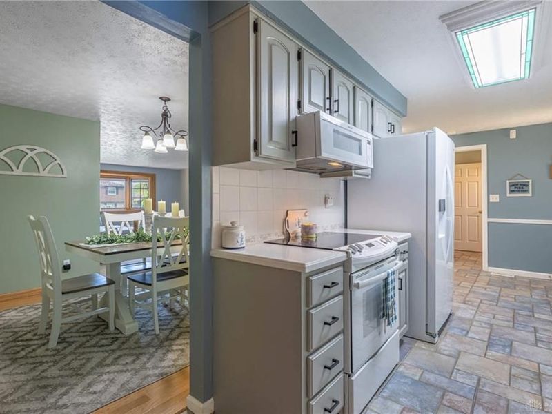 5385 Royalwood Drive, Centerville, OH 45429 Photo 7