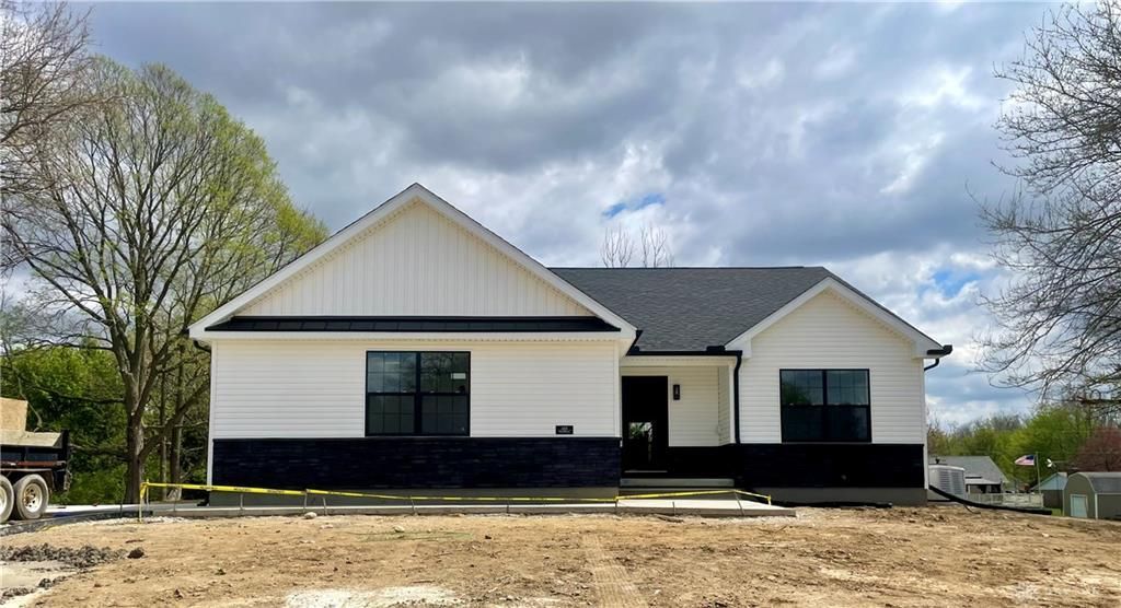 522 Skodborg Drive, Eaton, OH 45320 Main Photo