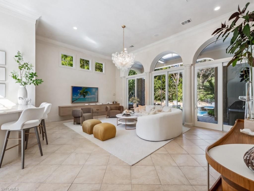15627 Villoresi Way, Naples, FL 34110 Photo
