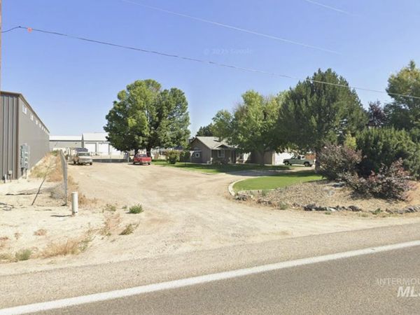 8572 Birch Ln, Nampa, ID 83687