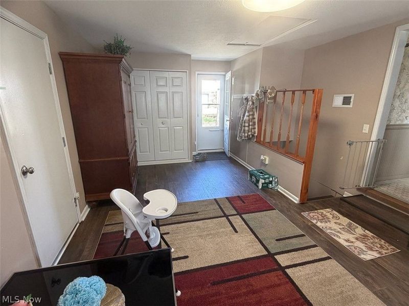 6395 Easton Street NE, Louisville, OH 44641 Photo 12