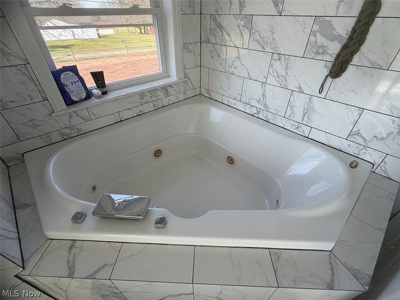 6395 Easton Street NE, Louisville, OH 44641 Photo 30