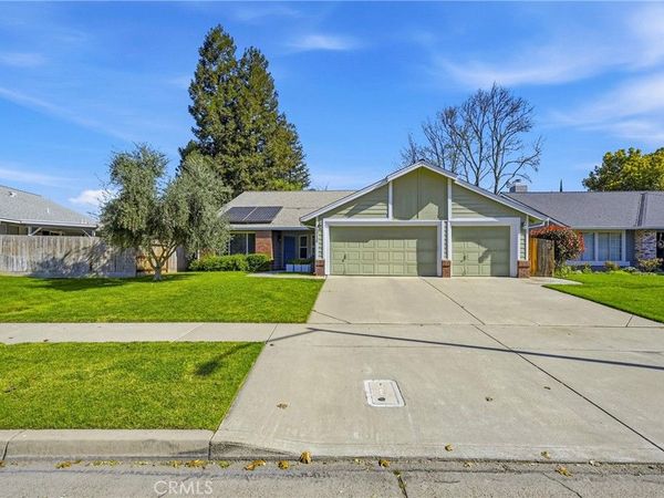 3438 Tres Logos Drive, Merced, CA 95348