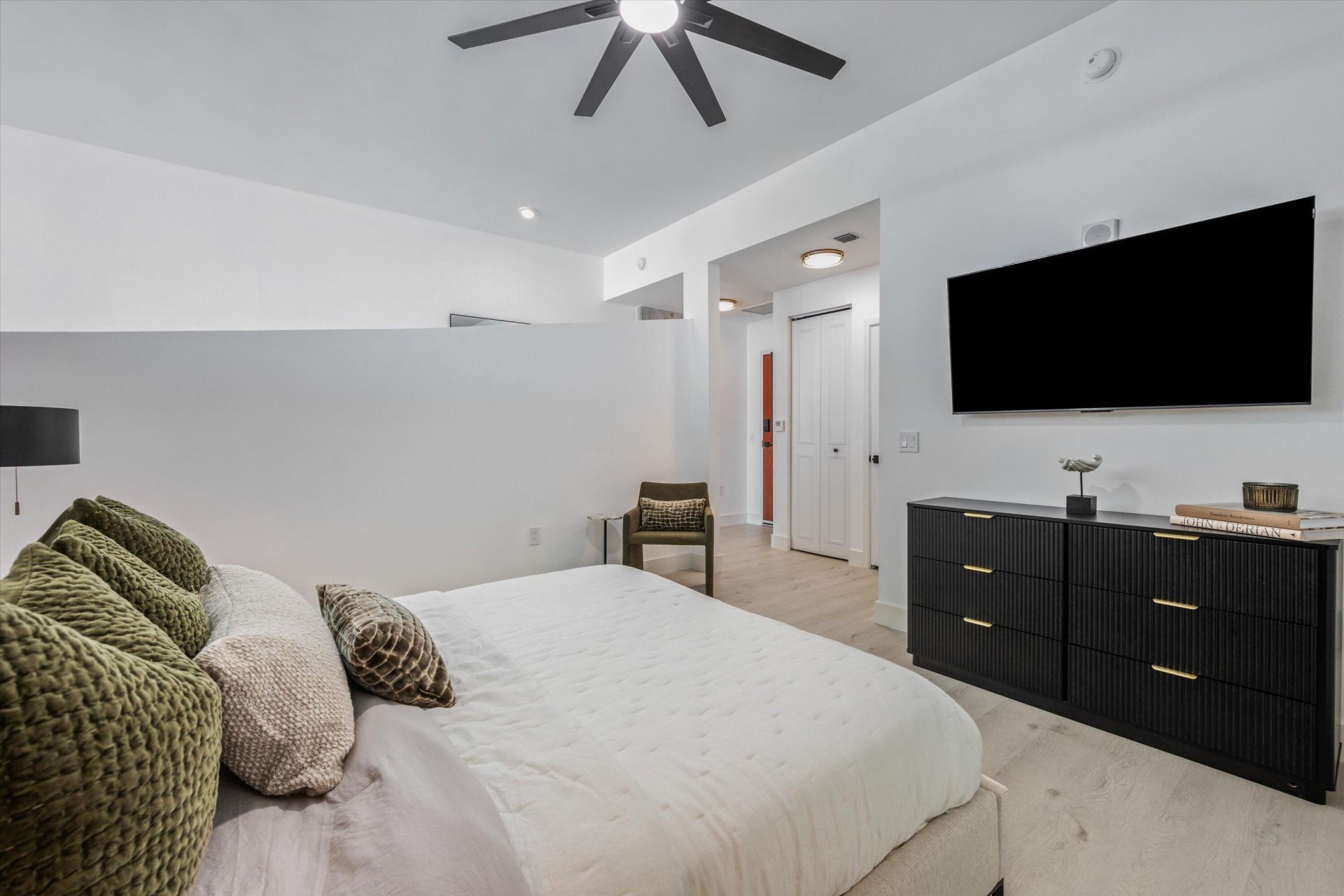 300 S Australian Avenue, Unit 1116, West Palm Beach, FL 33401 Photo