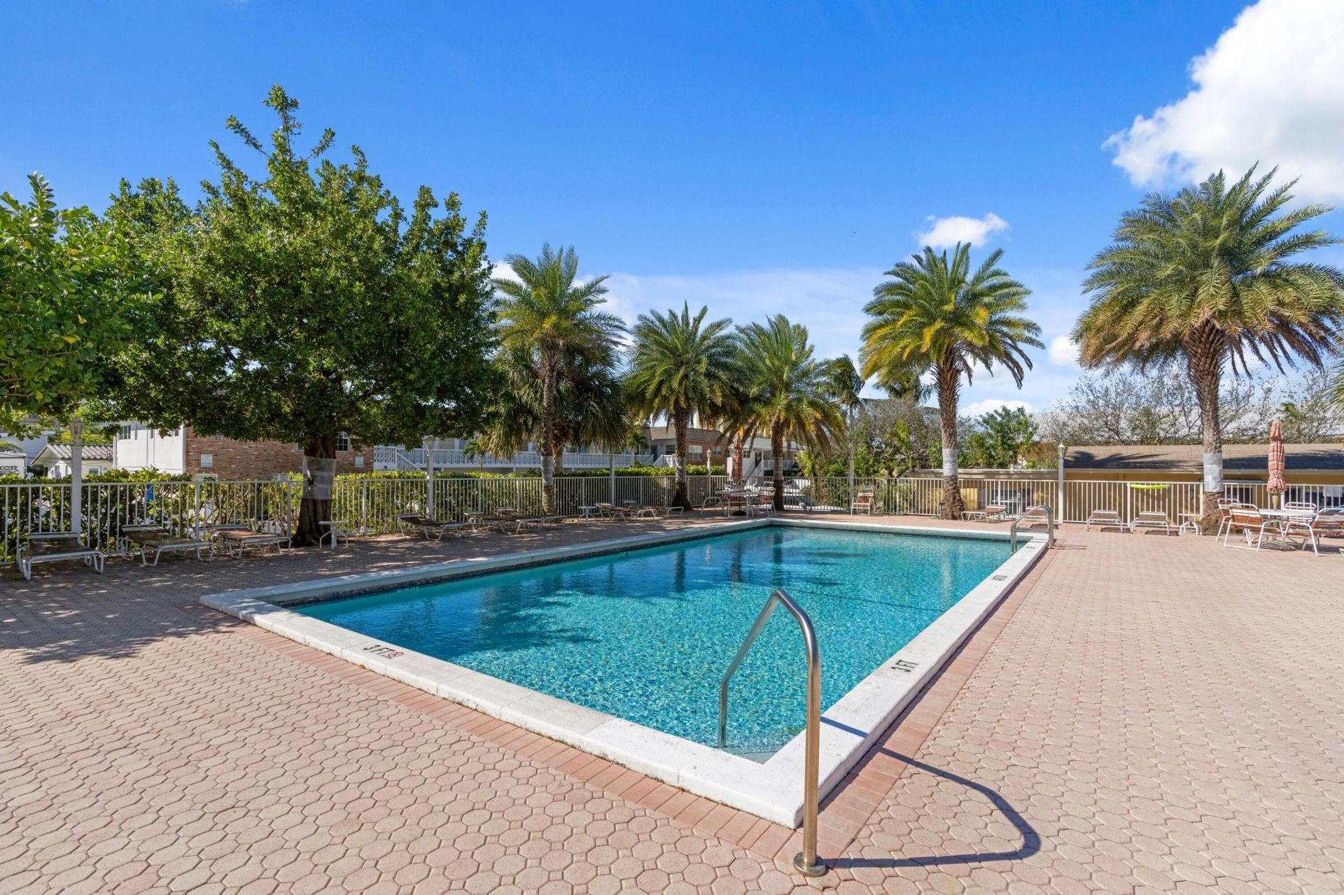 1009 N Ocean Boulevard, Unit 603, Pompano Beach, FL 33062 Photo