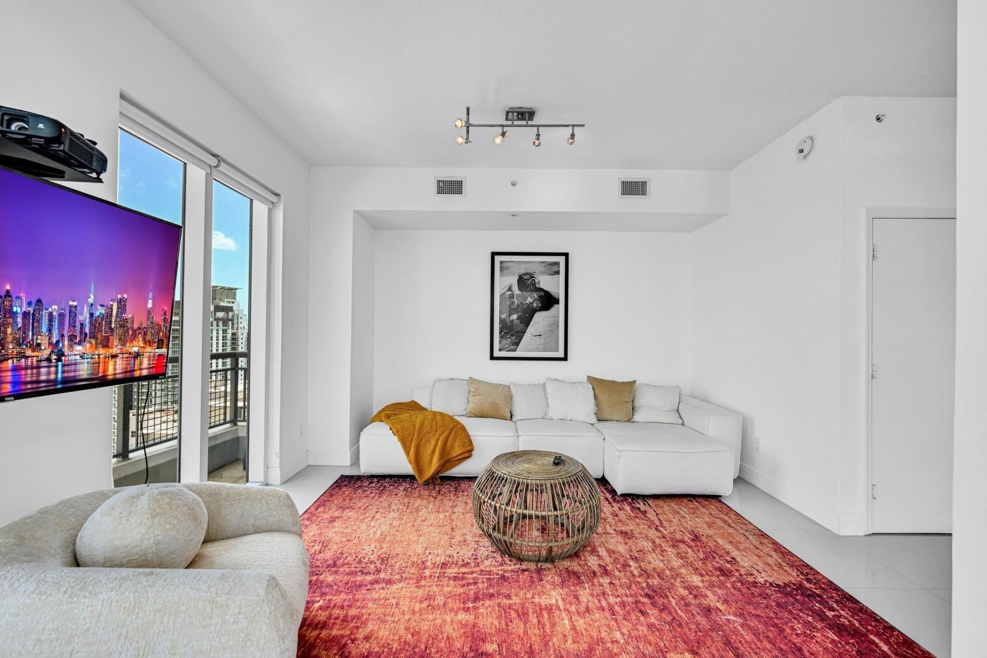 60 SW 13th Street, Unit 4013, Miami, FL 33130 Photo