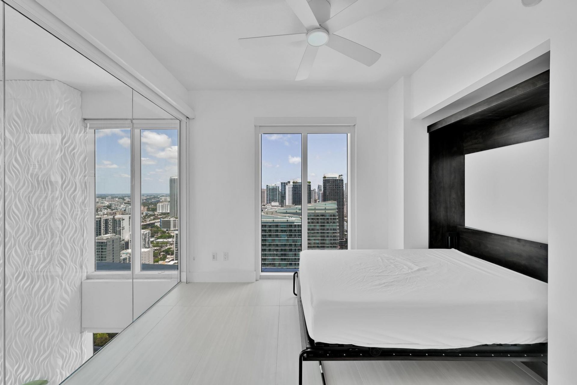 60 SW 13th Street, Unit 4013, Miami, FL 33130 Photo