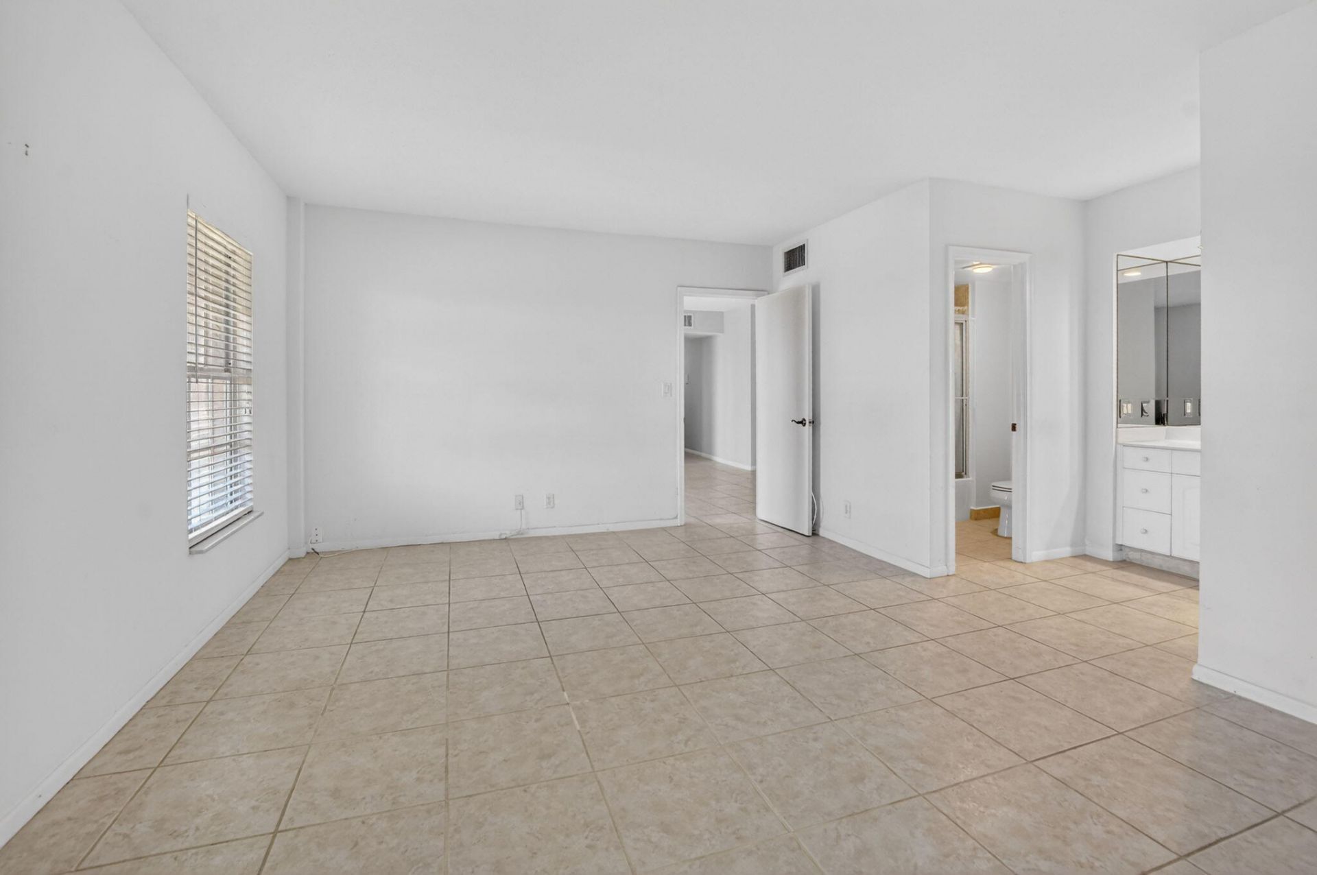 250 NE 20th Street, Unit 5220, Boca Raton, FL 33431 Photo