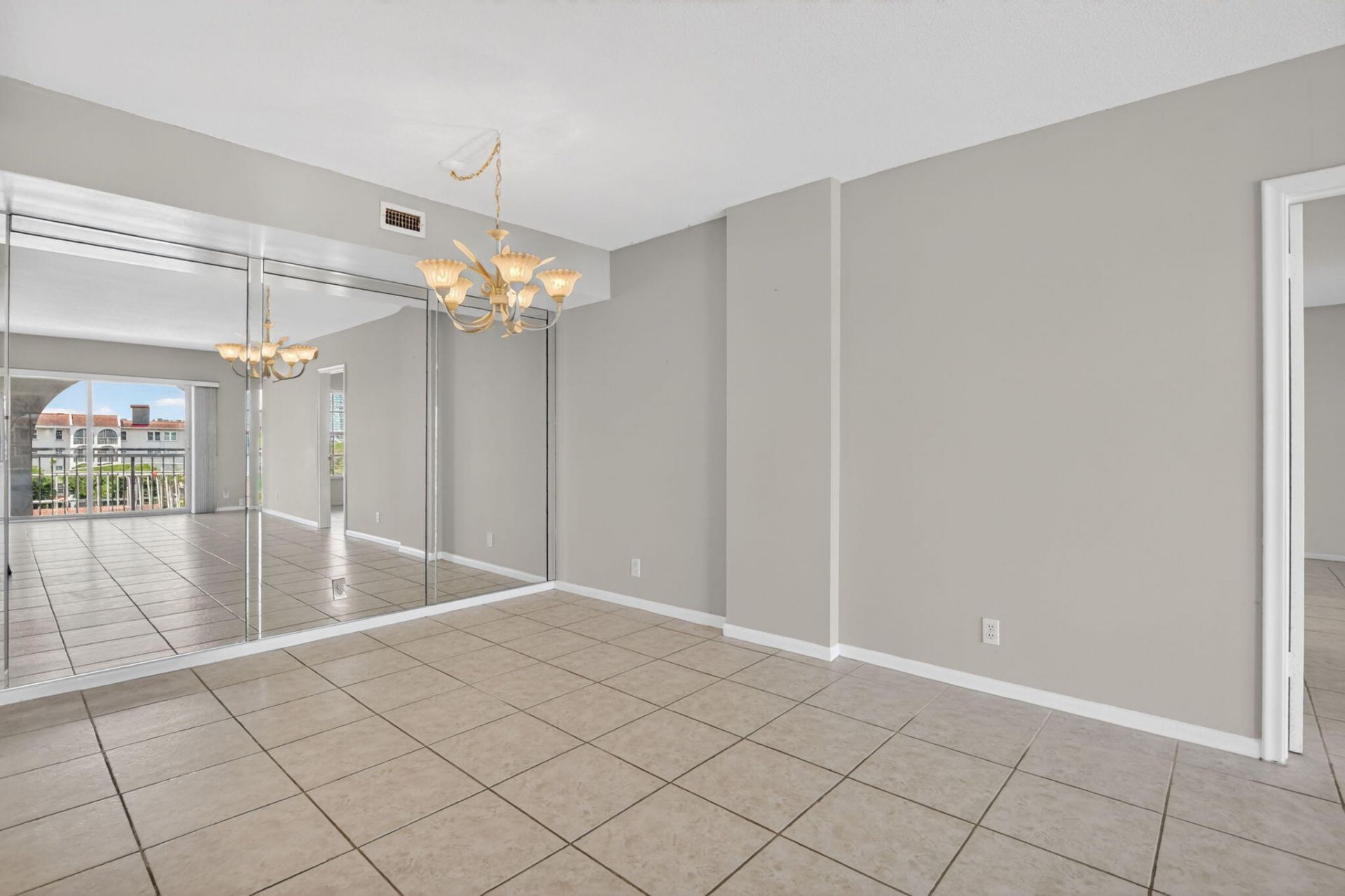250 NE 20th Street, Unit 5220, Boca Raton, FL 33431 Photo