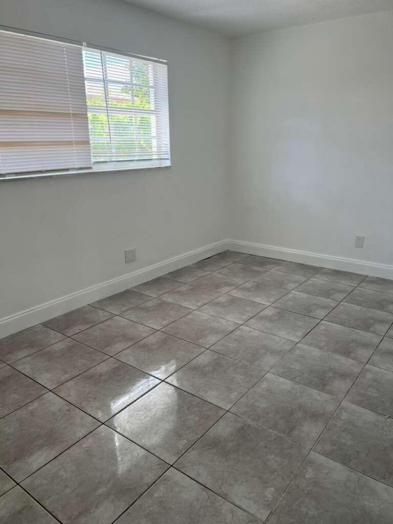 3631 NW 33rd Avenue, Lauderdale Lakes, FL 33309 Photo