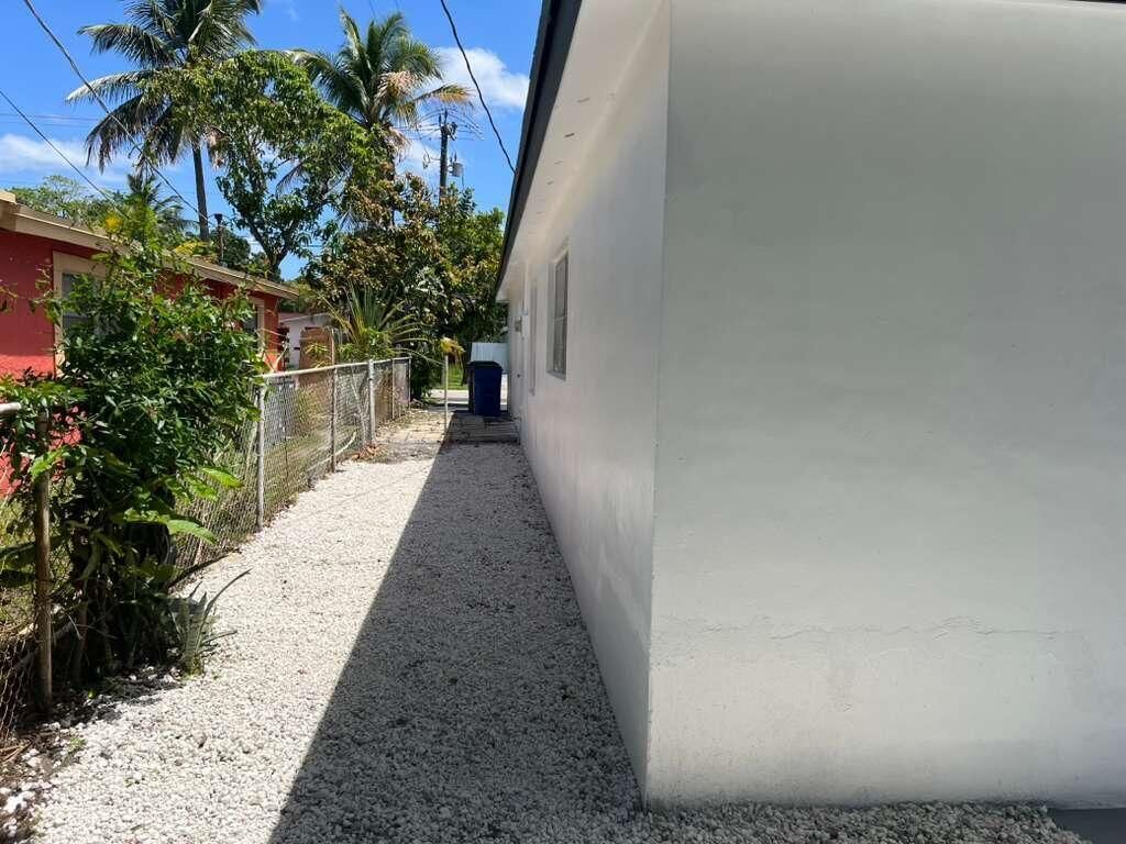 3631 NW 33rd Avenue, Lauderdale Lakes, FL 33309 Photo