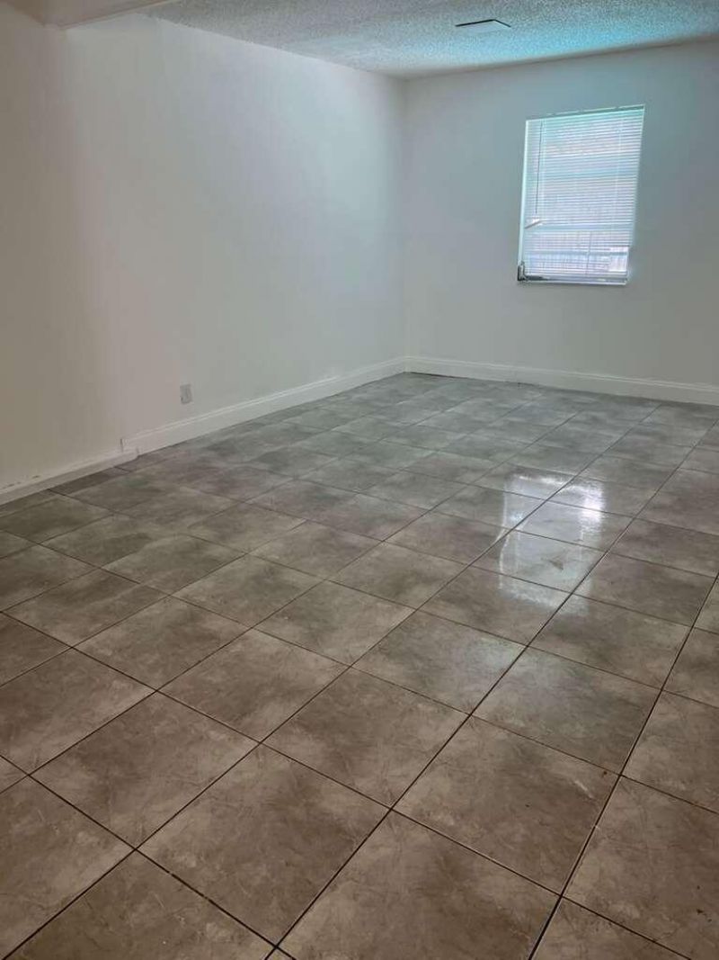 3631 NW 33rd Avenue, Lauderdale Lakes, FL 33309 Photo