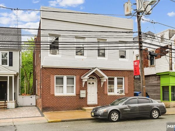 137 Valley Road, MONTCLAIR, NJ 07042