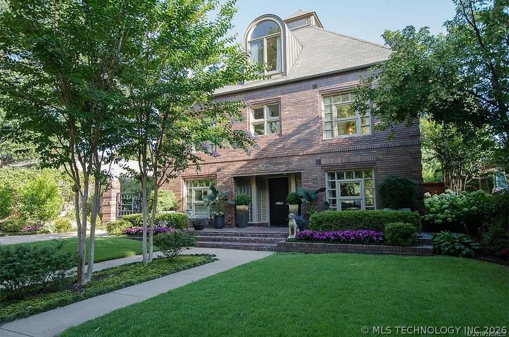 1128 E 19th Street , Tulsa, OK 74120 Main Photo