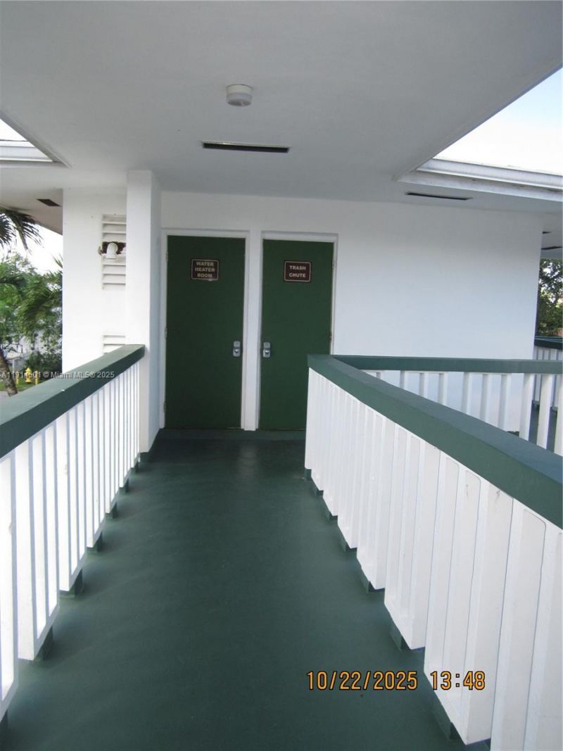 6730 Arbor Dr, Unit 208, Miramar, FL 33023 Photo