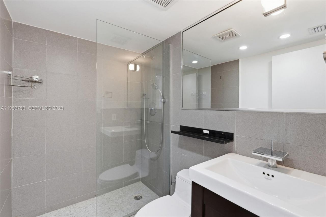 1627 Brickell Ave, Unit 603, Miami, FL 33129 Photo