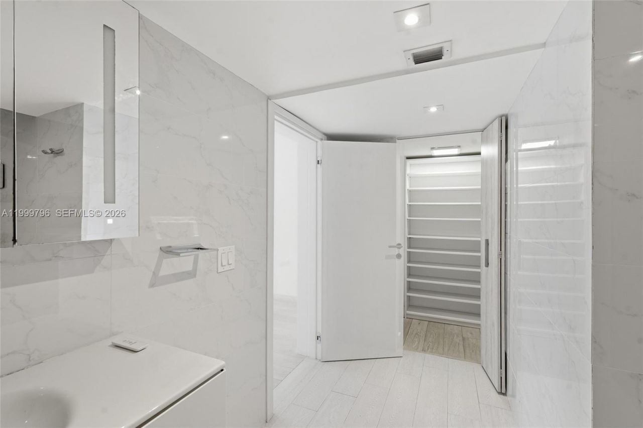 1627 Brickell Ave, Unit 603, Miami, FL 33129 Photo