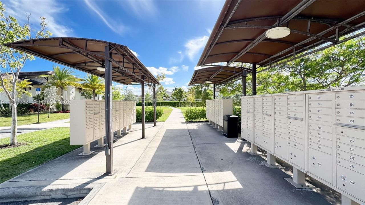 9949 SW 228th Ter, Miami, FL 33190 Photo