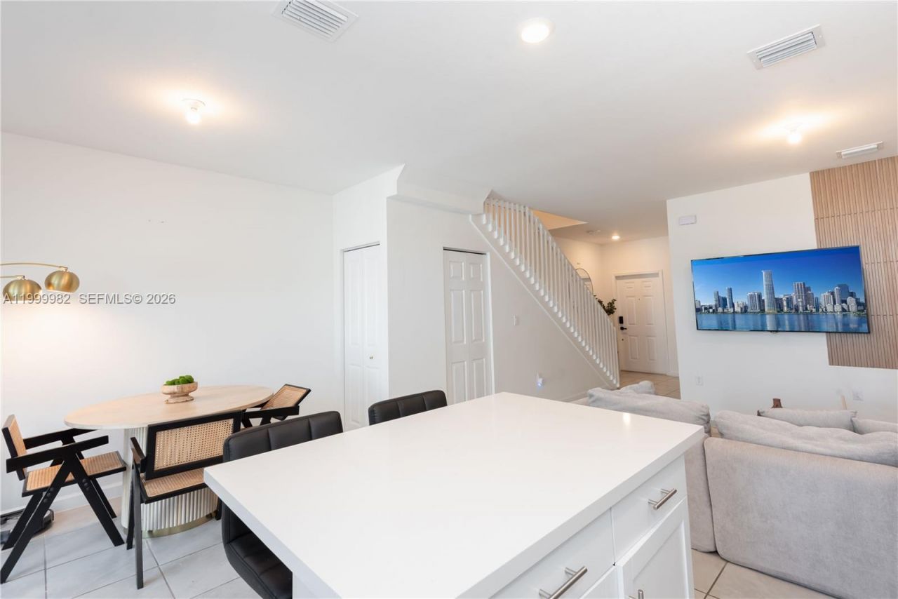 9949 SW 228th Ter, Miami, FL 33190 Photo