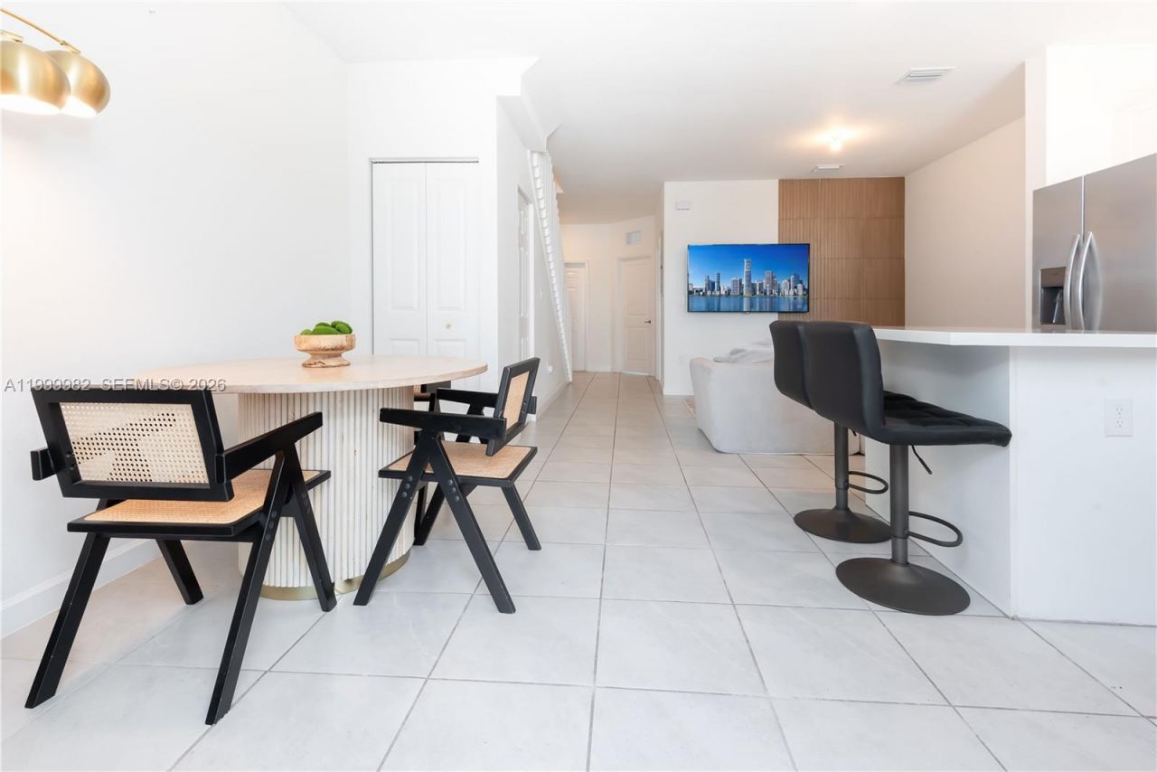 9949 SW 228th Ter, Miami, FL 33190 Photo