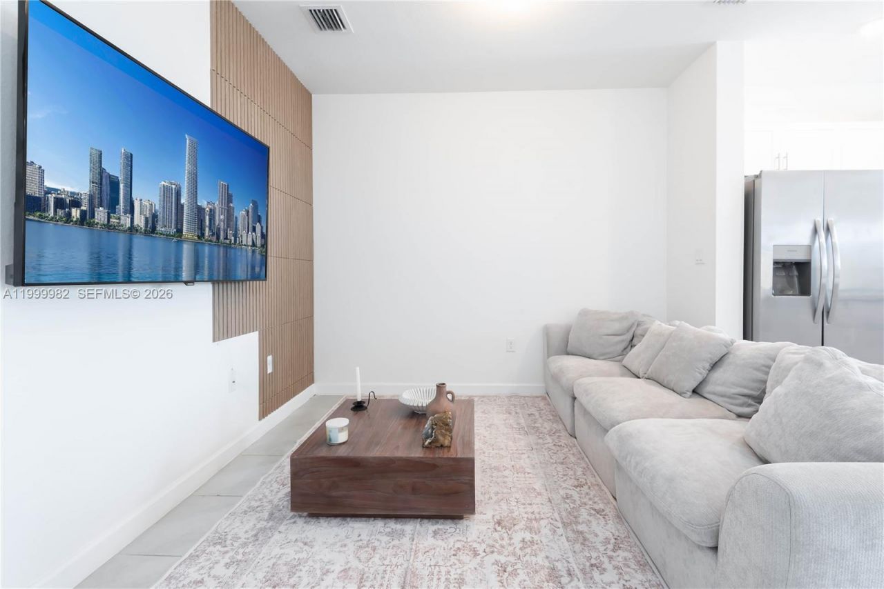 9949 SW 228th Ter, Miami, FL 33190 Photo