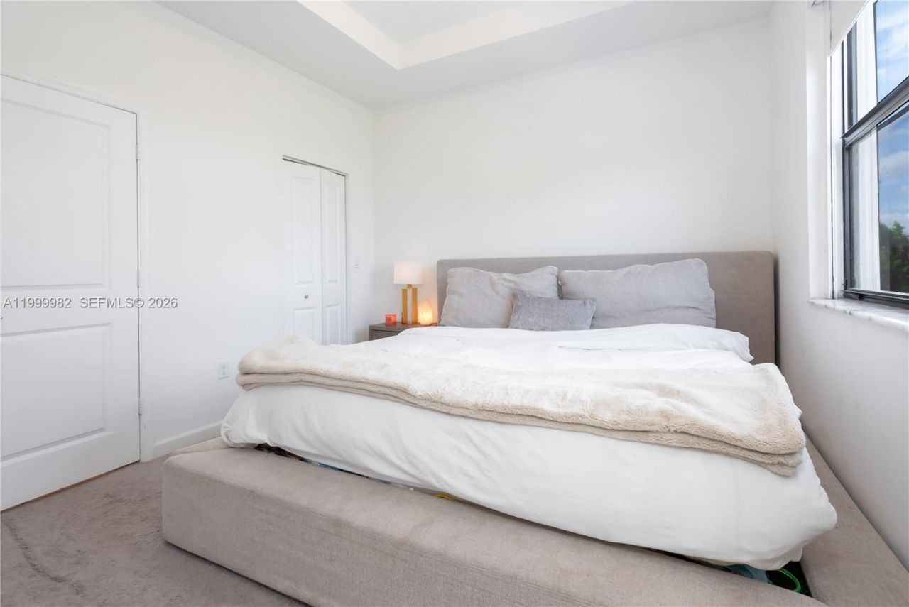 9949 SW 228th Ter, Miami, FL 33190 Photo