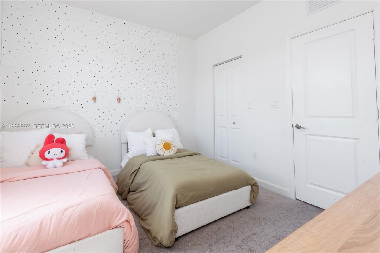 9949 SW 228th Ter, Miami, FL 33190 Photo