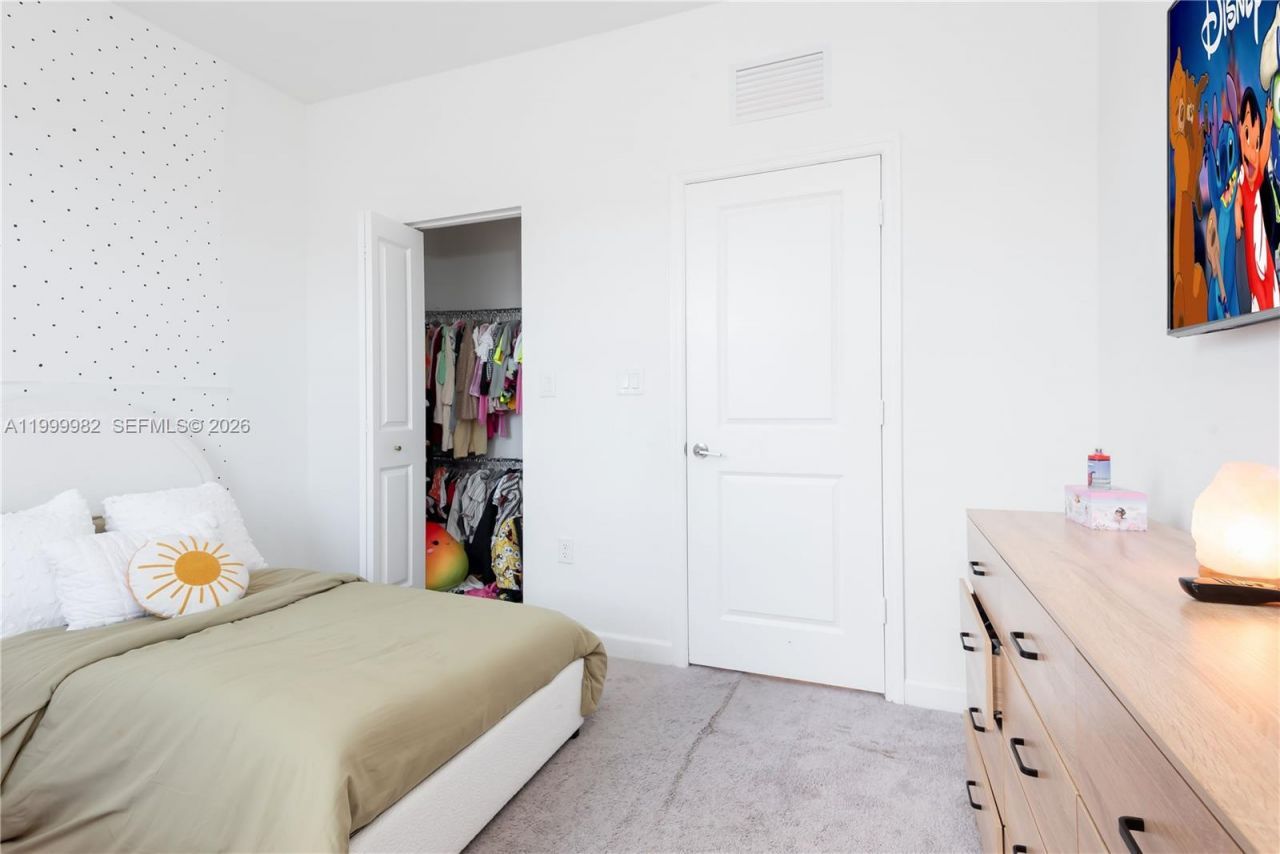 9949 SW 228th Ter, Miami, FL 33190 Photo