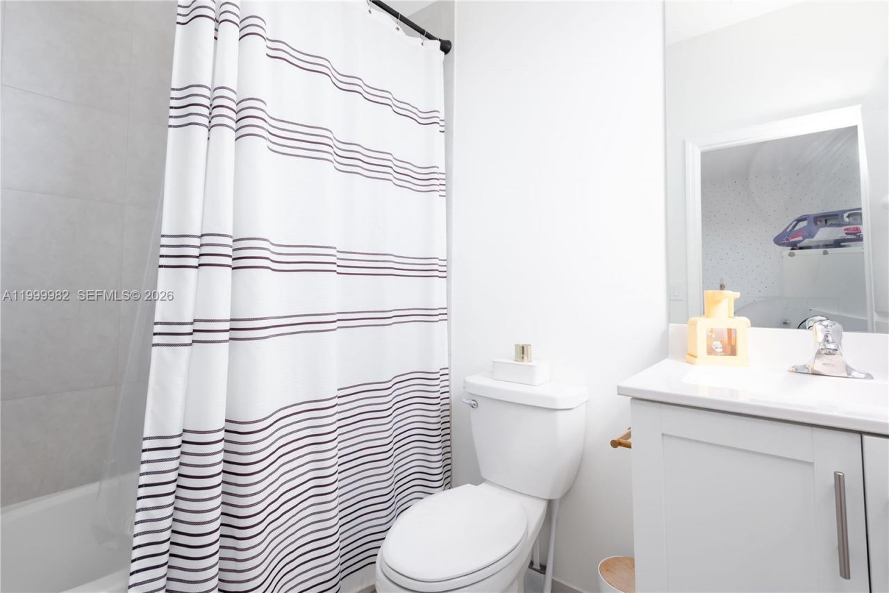 9949 SW 228th Ter, Miami, FL 33190 Photo