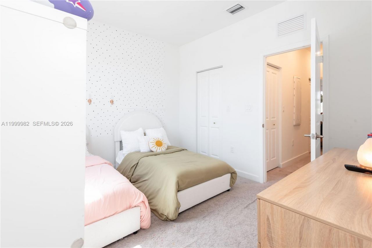 9949 SW 228th Ter, Miami, FL 33190 Photo