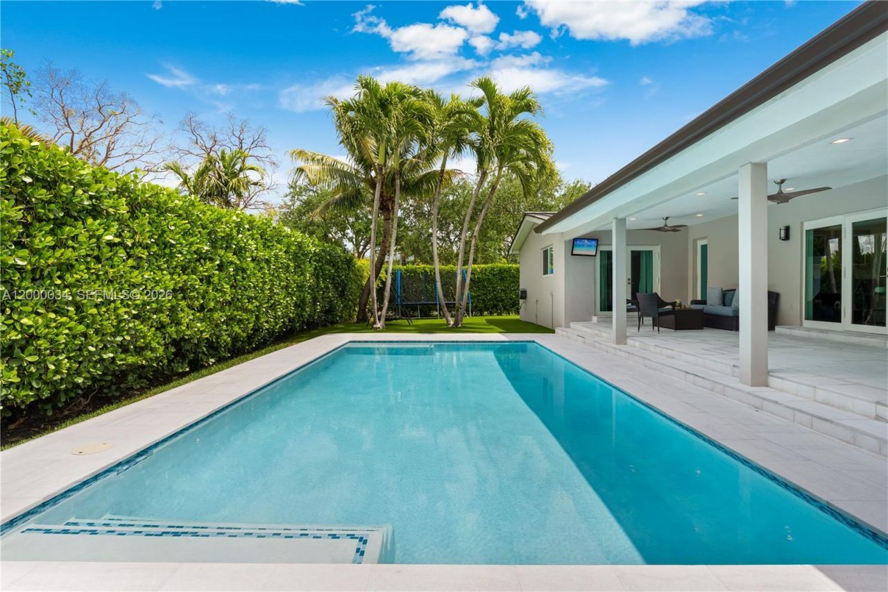 9511 SW 93rd St, Miami, FL 33176 Photo