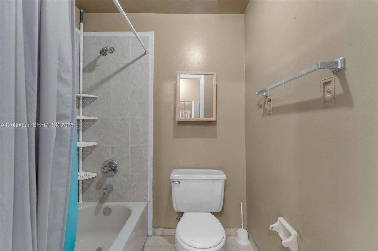 3868 SW 107th Ave, Unit 5-11, Miami, FL 33165 Photo