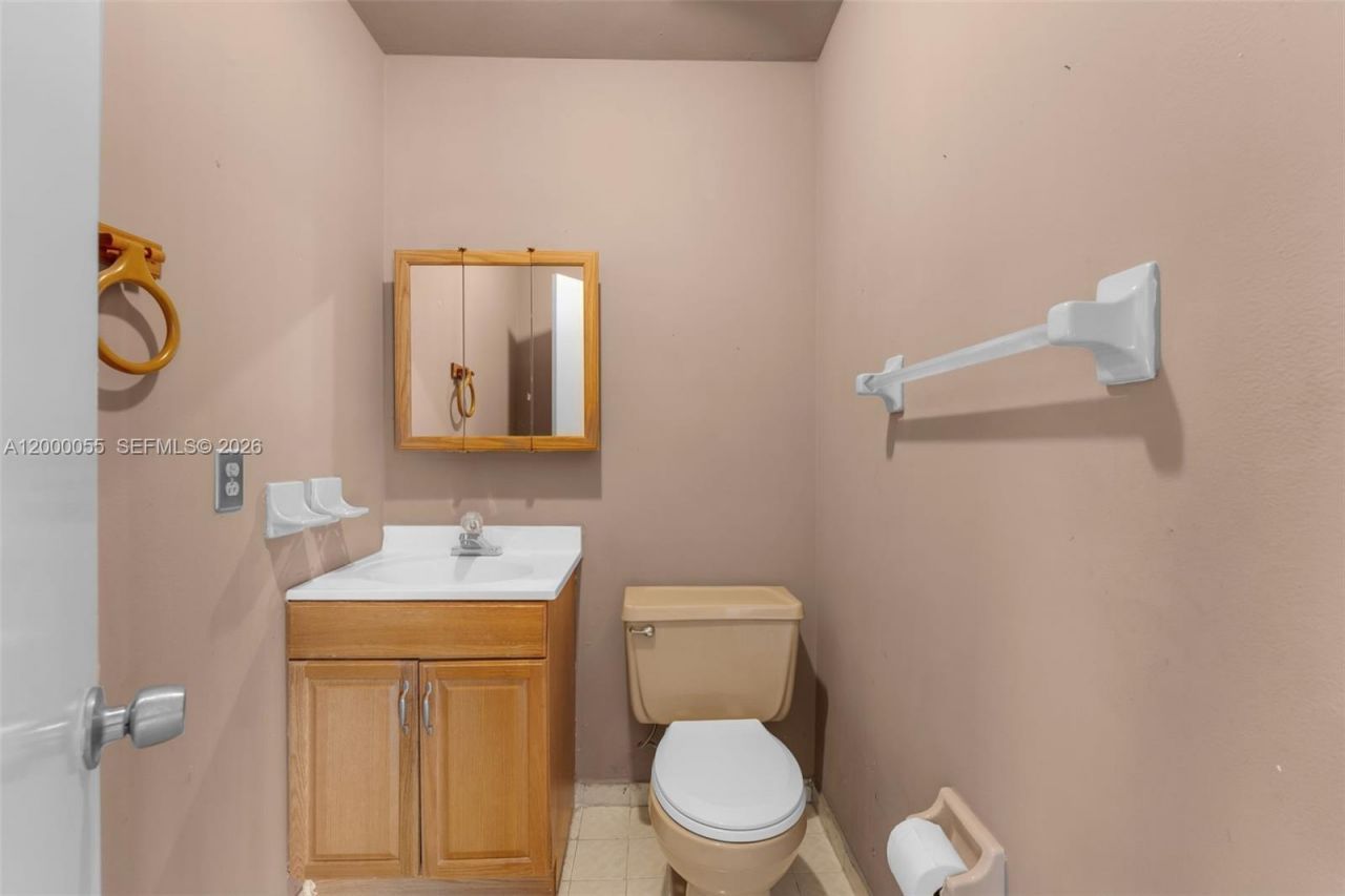 3868 SW 107th Ave, Unit 5-11, Miami, FL 33165 Photo