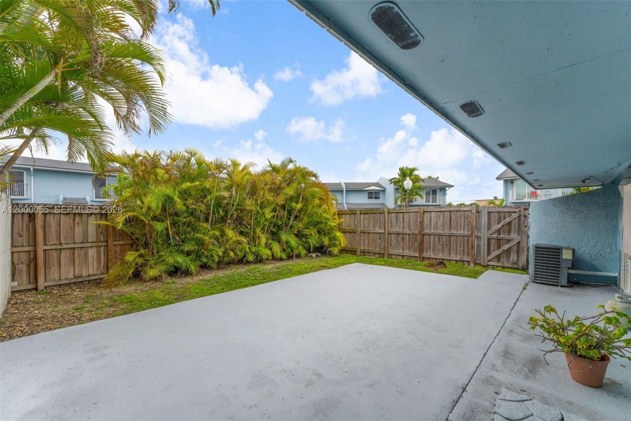 3868 SW 107th Ave, Unit 5-11, Miami, FL 33165 Photo