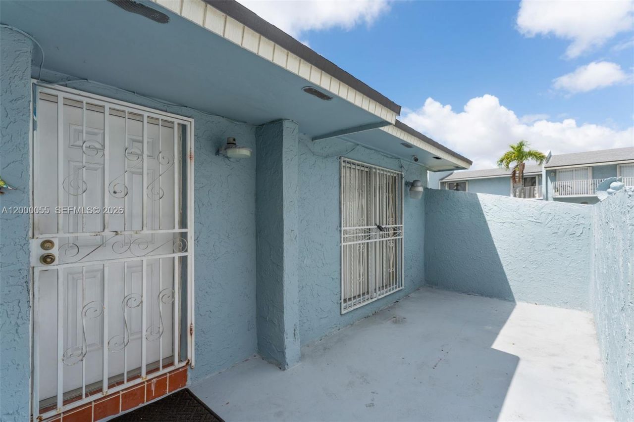 3868 SW 107th Ave, Unit 5-11, Miami, FL 33165 Photo