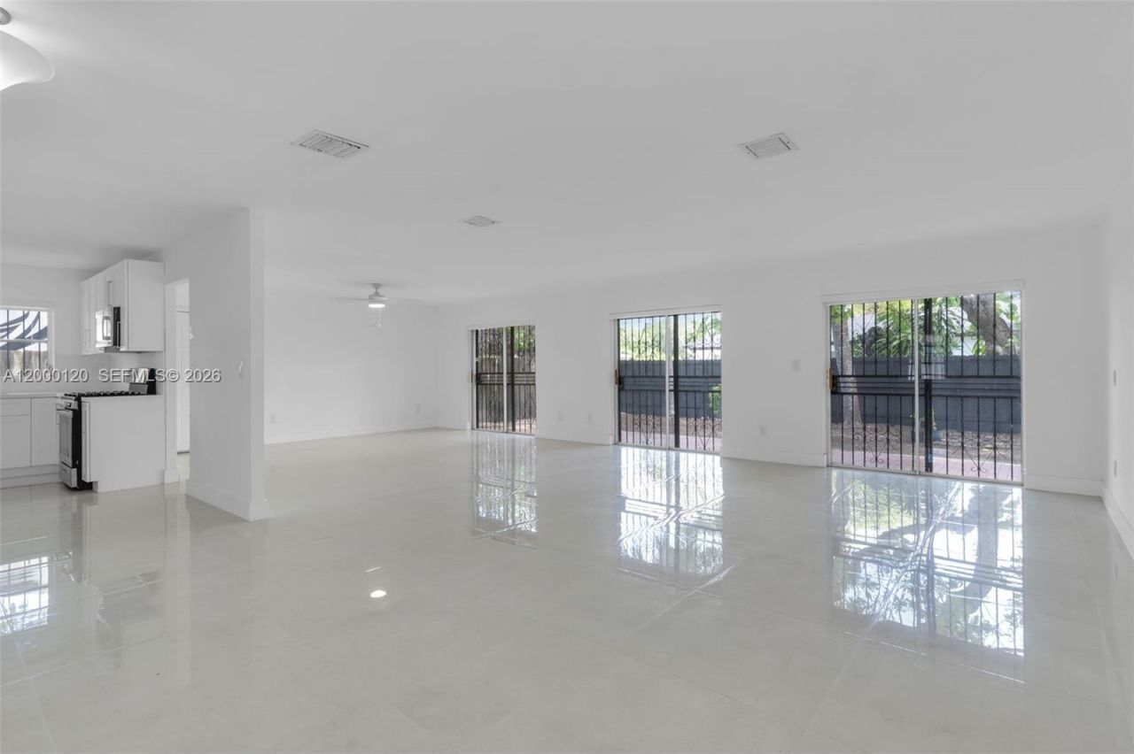 13011 SW 80th St, Miami, FL 33183 Photo