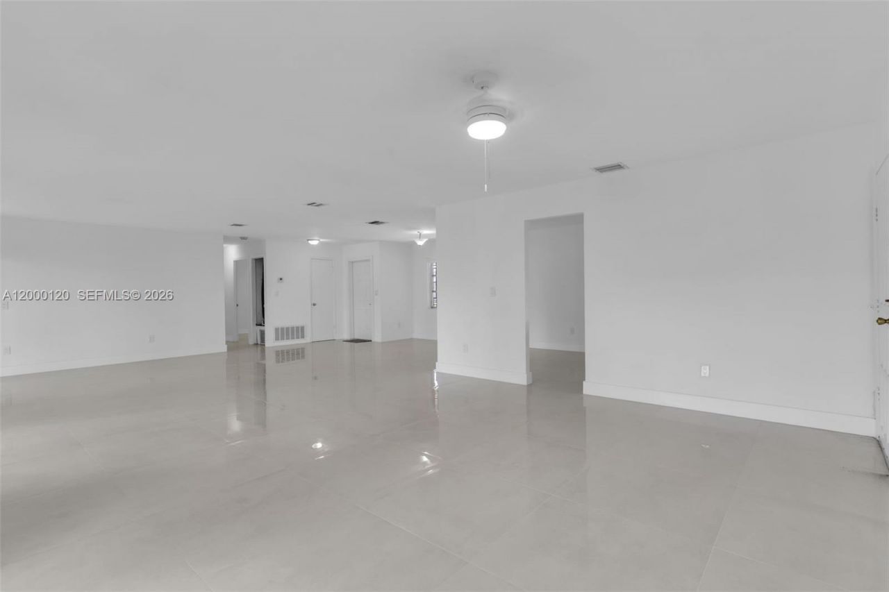 13011 SW 80th St, Miami, FL 33183 Photo